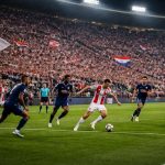 suivez en direct le match retour décisif des barrages de ligue europa entre l'étoile rouge de belgrade et lille. vivez toute l'action en live avec commentaires, résultats et temps forts.