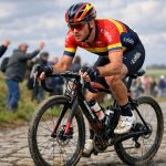 découvrez comment alexis renard se prépare pour atteindre le top 10 à roubaix, avec une saison printanière riche en espoirs et performances prometteuses en cyclisme.
