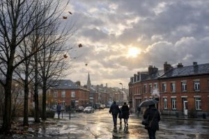 consultez les prévisions météo détaillées pour roubaix et sa région le mercredi 4 mars 2026. températures, risques de pluie et conditions atmosphériques pour bien préparer votre journée.