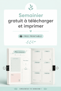 Un semainier imprimable sur un bureau bien organisé avec des stylos et un ordinateur.