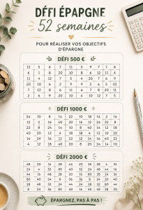 Image d'une femme utilisant un tracker d'économies sur sa tablette, planifiant ses finances avec un sourire.
