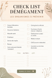 Image d'une check-list de déménagement sur un bureau avec des cartons en arrière-plan.