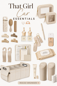Femme dans sa voiture entourée de divers accessoires essentiels pour conduite