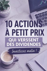 Une femme regardant un graphique positif sur les penny stocks et les dividendes