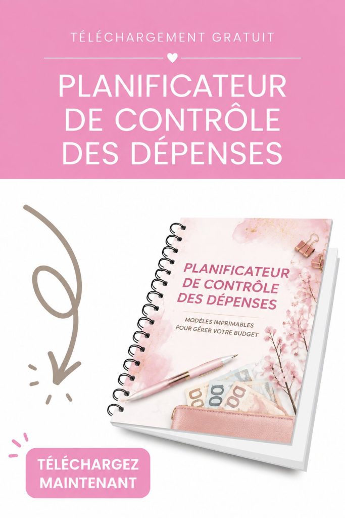 Femme souriante utilisant un planificateur pour gérer ses finances personnelles.